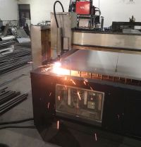 Retrofit CNC ma&scaron;ine za sečenje plazmom 2000 x 3000 mm
